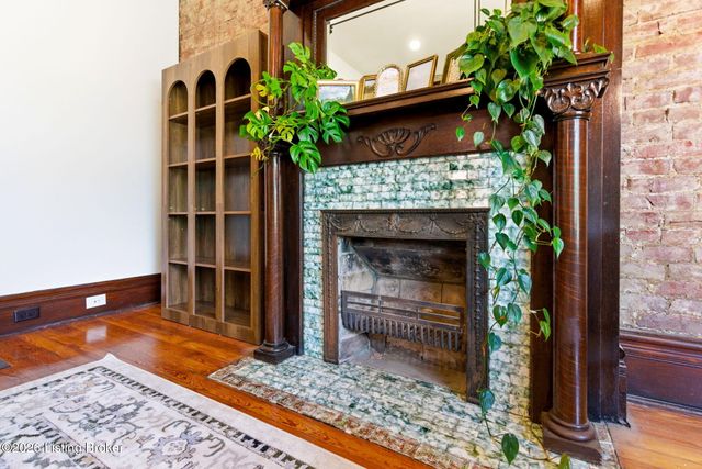 1226 E Breckinridge St, Louisville, KY 40204