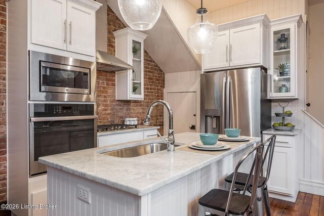 1226 E Breckinridge St, Louisville, KY 40204