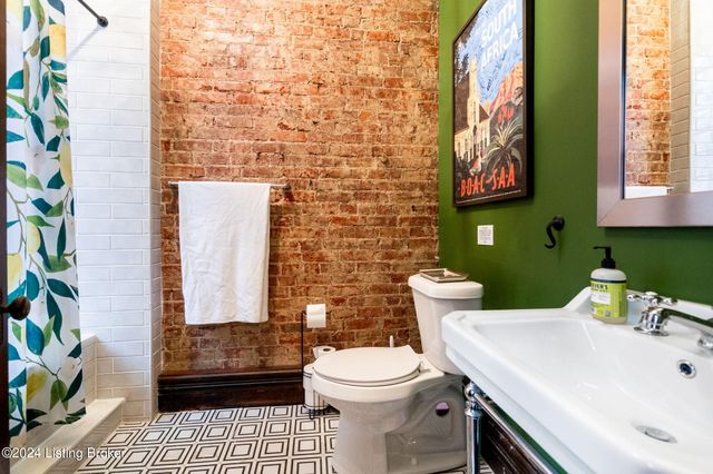 1226 E Breckinridge St, Louisville, KY 40204
