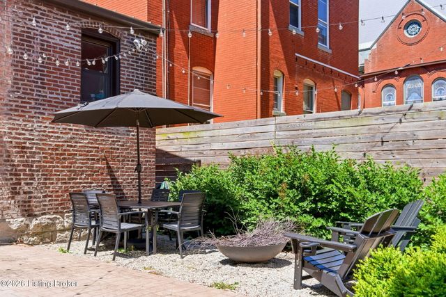 1226 E Breckinridge St, Louisville, KY 40204