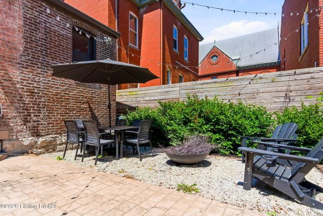 1226 E Breckinridge St, Louisville, KY 40204
