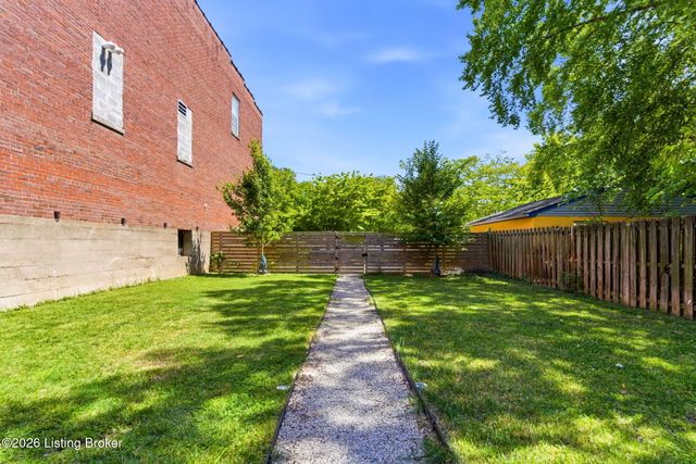 1226 E Breckinridge St, Louisville, KY 40204