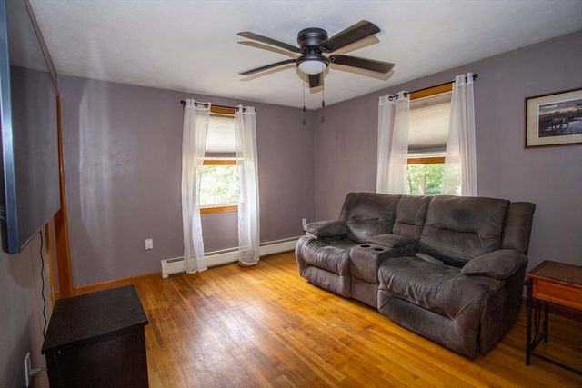 6 Woodland Ave, Saugus, MA 01906