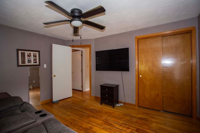 6 Woodland Ave, Saugus, MA 01906