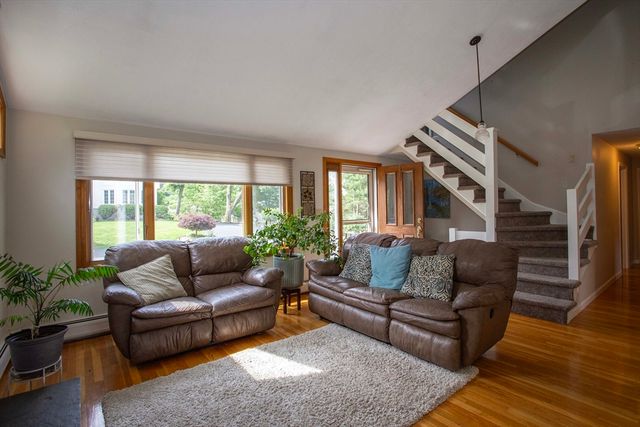 6 Woodland Ave, Saugus, MA 01906