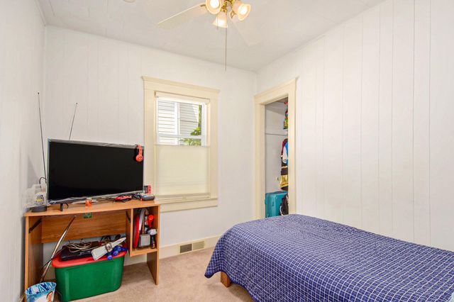 339 N Dwight Street, Jackson, MI 49202