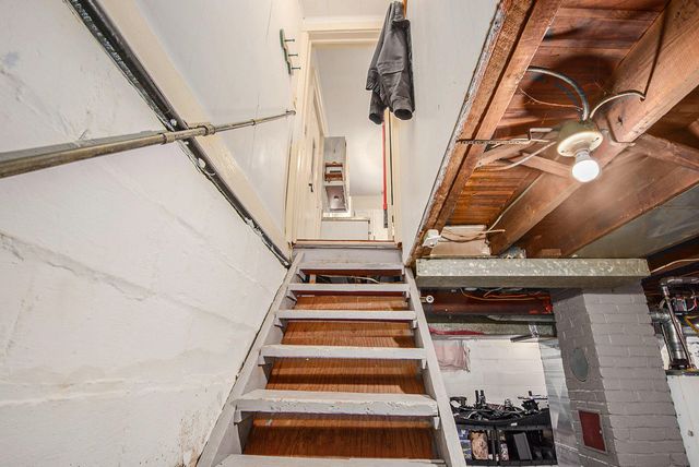 339 N Dwight Street, Jackson, MI 49202