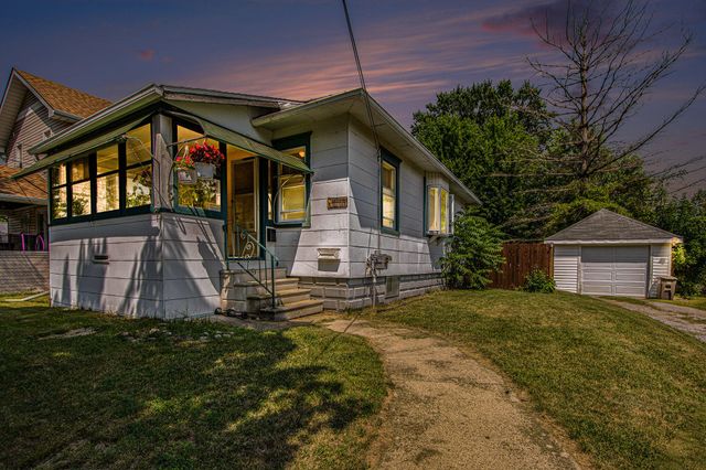 339 N Dwight Street, Jackson, MI 49202