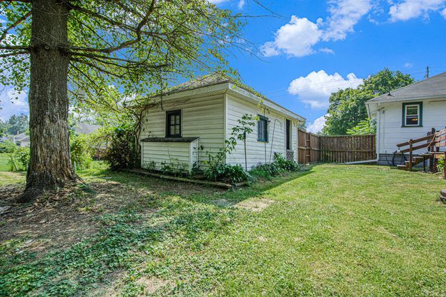 339 N Dwight Street, Jackson, MI 49202