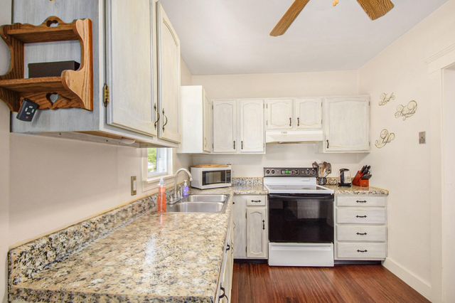 339 N Dwight Street, Jackson, MI 49202