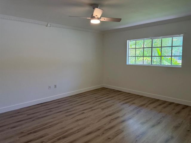 4081 N 41st Street, Hollywood, FL 33021