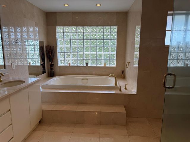 4081 N 41st Street, Hollywood, FL 33021