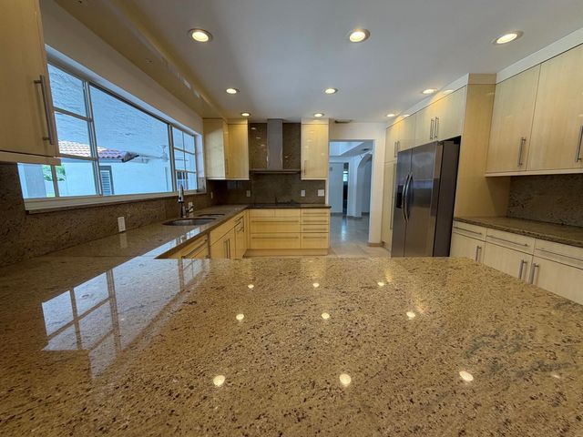 4081 N 41st Street, Hollywood, FL 33021