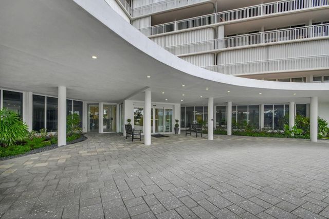 3546 S Ocean Boulevard 209, South Palm Beach, FL 33480