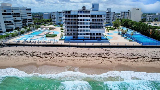 3546 S Ocean Boulevard 209, South Palm Beach, FL 33480