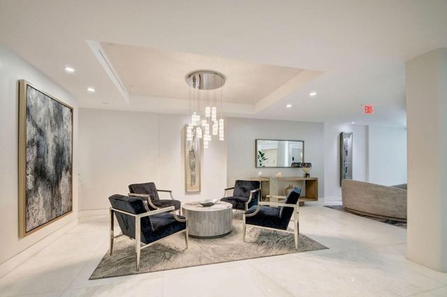 3546 S Ocean Boulevard 209, South Palm Beach, FL 33480