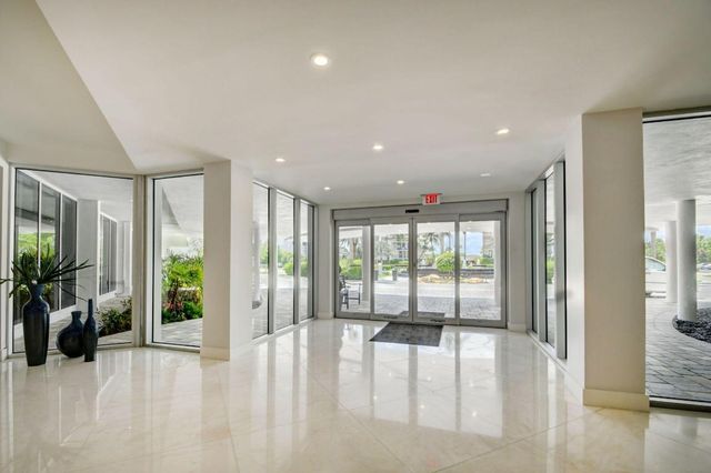 3546 S Ocean Boulevard 209, South Palm Beach, FL 33480