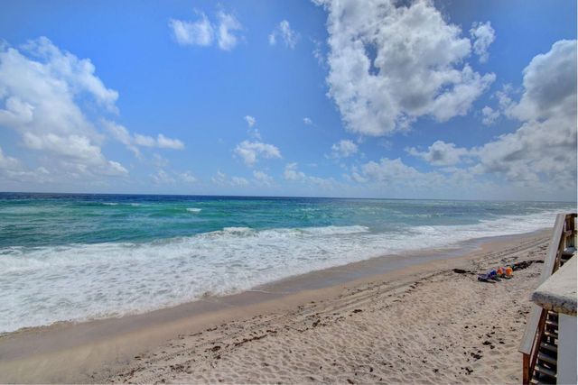 3546 S Ocean Boulevard 209, South Palm Beach, FL 33480