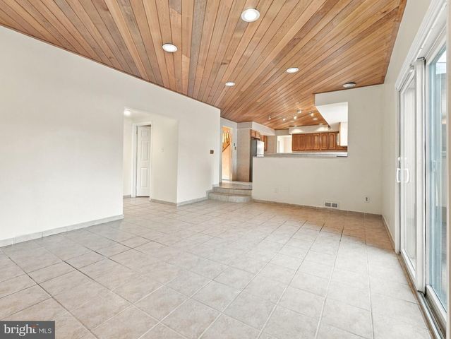 120 DORADO AVE, Sewell, NJ 08080