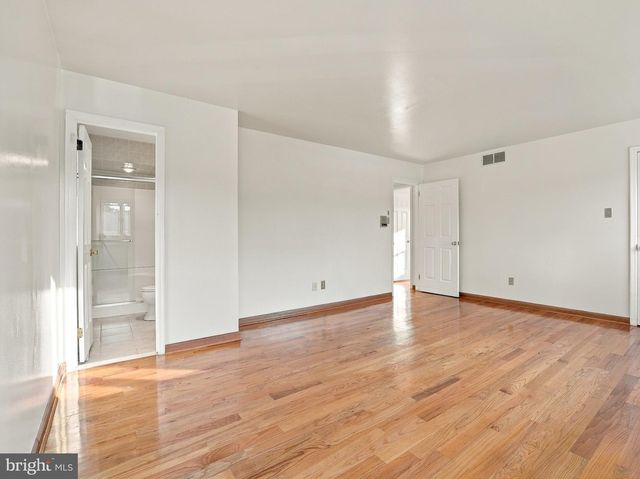 120 DORADO AVE, Sewell, NJ 08080