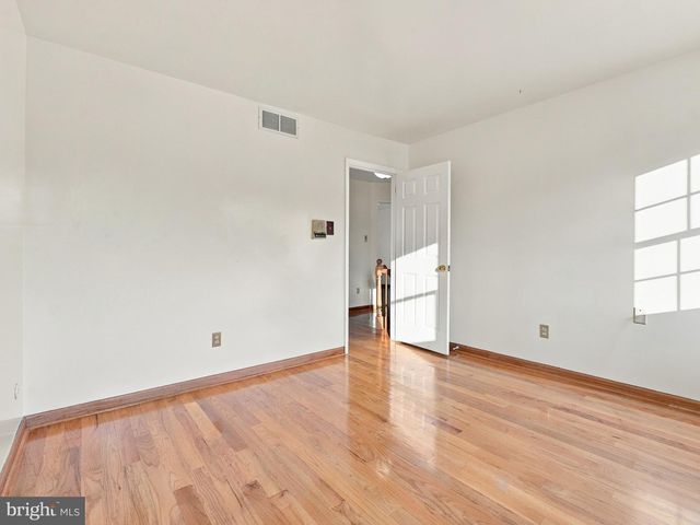 120 DORADO AVE, Sewell, NJ 08080