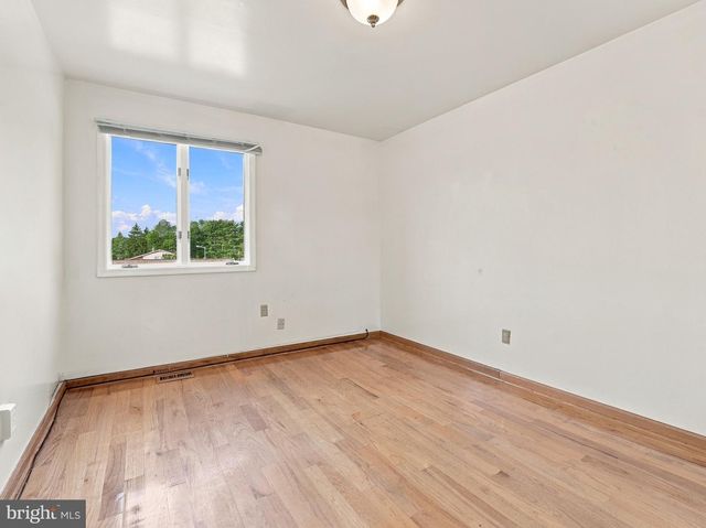 120 DORADO AVE, Sewell, NJ 08080