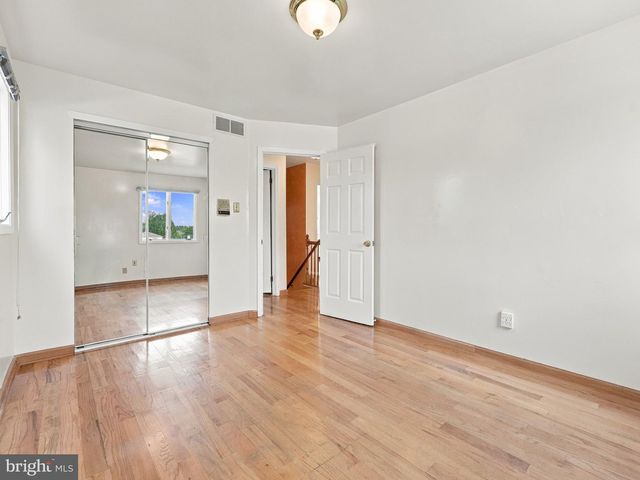 120 DORADO AVE, Sewell, NJ 08080