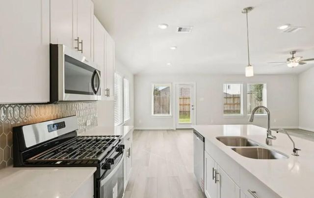 31116 De La Guerra Street, Conroe, TX 77336