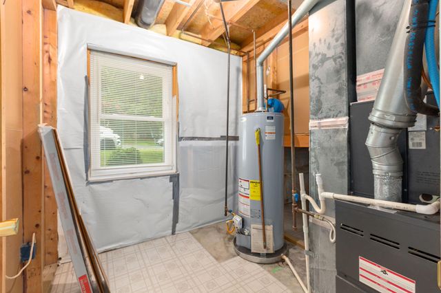 10015 WINDRIDGE DR, Fredericksburg, VA 22407