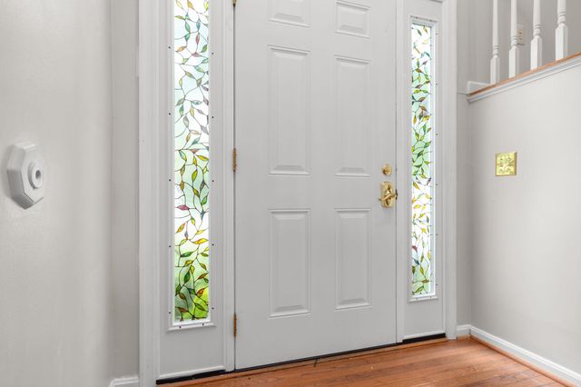 10015 WINDRIDGE DR, Fredericksburg, VA 22407