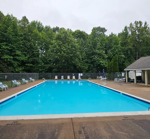 10015 WINDRIDGE DR, Fredericksburg, VA 22407
