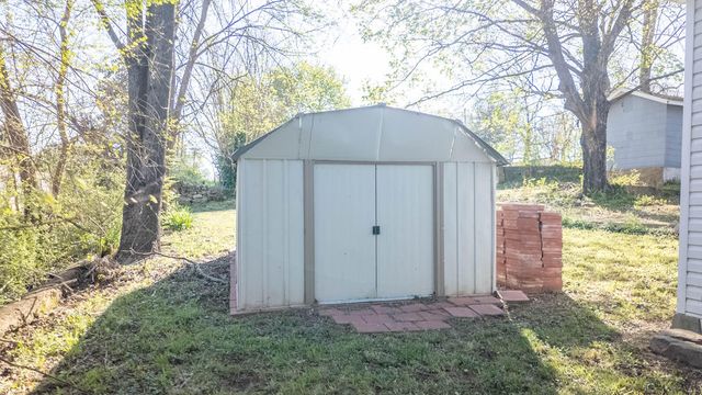 217 S 3rd Street, Thayer, MO 65791