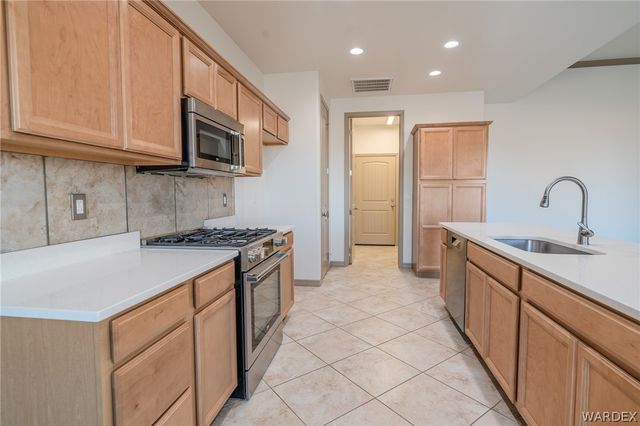 2816 Diamond Spur Street, Kingman, AZ 86401