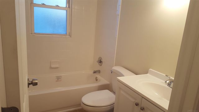 8686 Ford Avenue, Warren, MI 48089