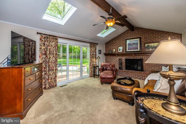 1304 BARKWAY LN, West Chester, PA 19380