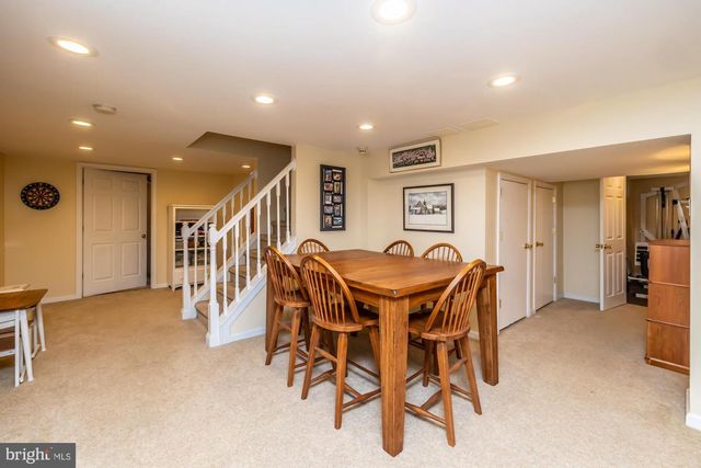 1304 BARKWAY LN, West Chester, PA 19380