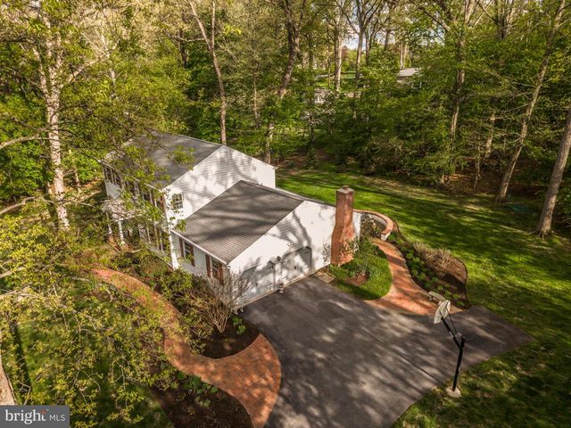 1304 BARKWAY LN, West Chester, PA 19380