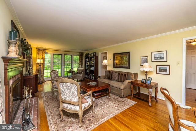 1304 BARKWAY LN, West Chester, PA 19380