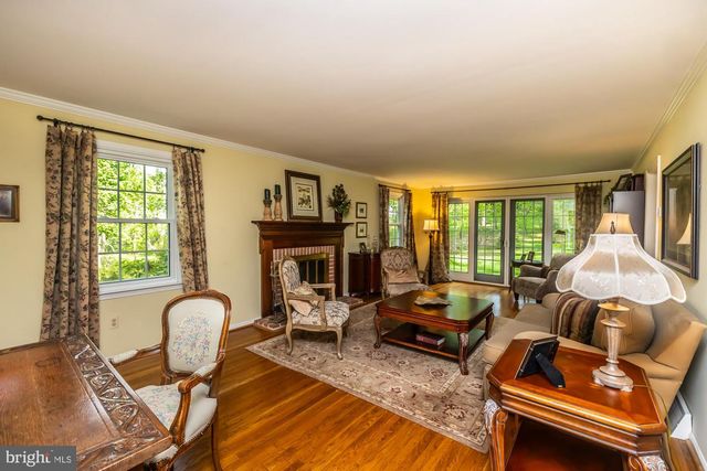 1304 BARKWAY LN, West Chester, PA 19380