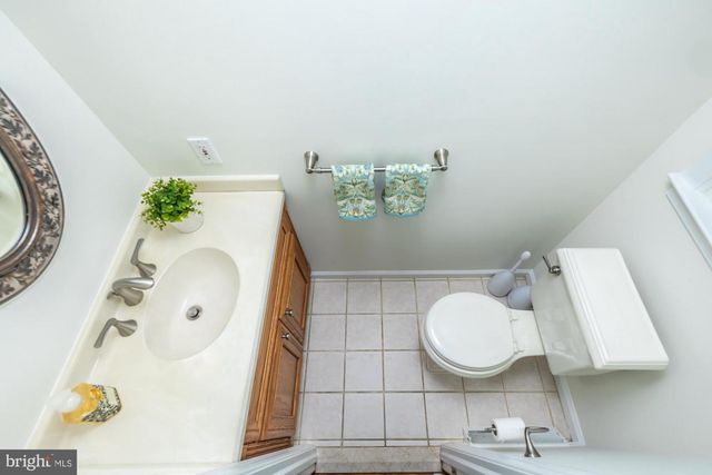 1304 BARKWAY LN, West Chester, PA 19380