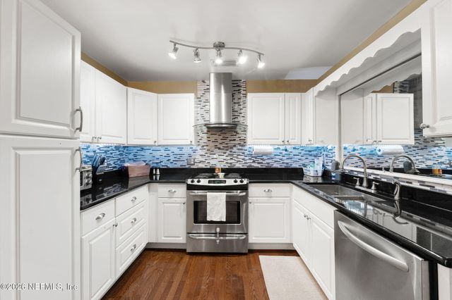 5825 OVELLA Road, Jacksonville, FL 32244