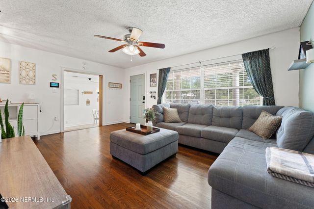 5825 OVELLA Road, Jacksonville, FL 32244
