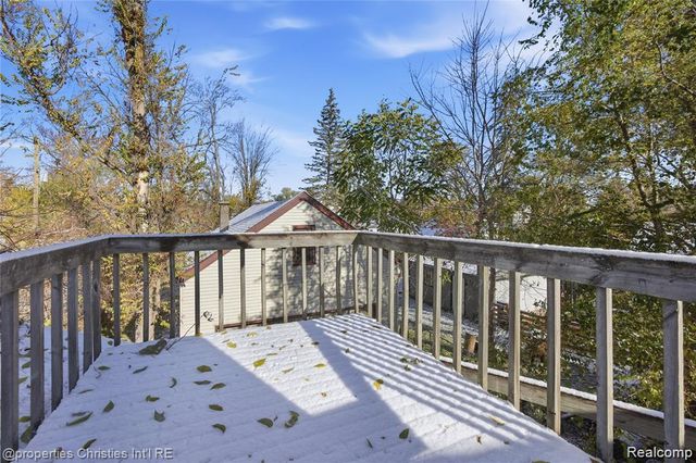 214 Woodsboro Drive 2, Royal Oak, MI 48067