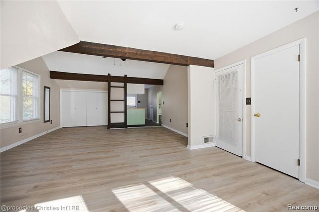 214 Woodsboro Drive 2, Royal Oak, MI 48067