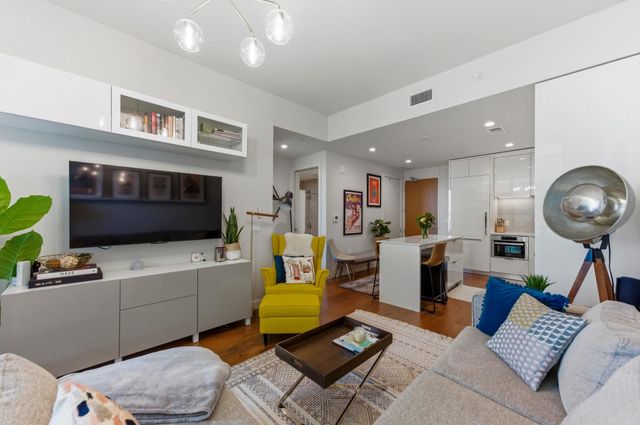 44 East Ave 1503, Austin, TX 78701
