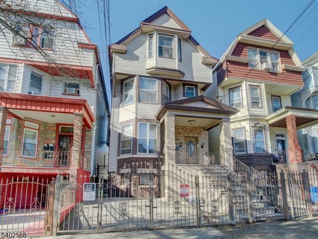 320 Clifton Ave, Newark City, NJ 07104