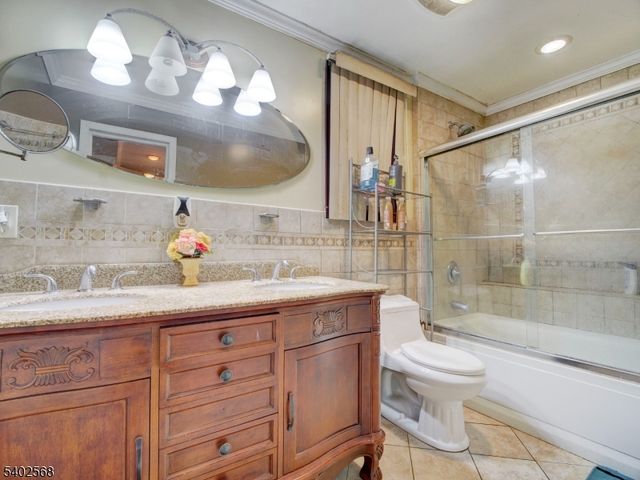 320 Clifton Ave, Newark City, NJ 07104