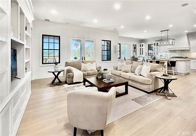 2 Galaxy Isle, Ladera Ranch, CA 92694