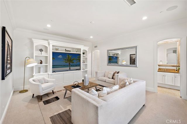 2 Galaxy Isle, Ladera Ranch, CA 92694