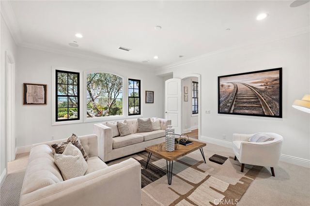 2 Galaxy Isle, Ladera Ranch, CA 92694